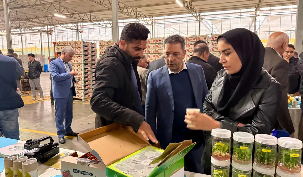 تقویت دیپلماسی اقتصادی با بازدید رایزنان بازرگانی از ظرفیتهای تولیدی لرستان